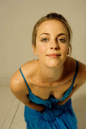 Miranda Raison (2)