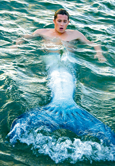 Mako Mermaids: Zak Is Trying To Dry His Tail : r/mermaids