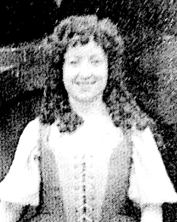 Shire Hobbit Woman 1