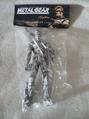 P1030386r.jpg (55 KB) Action Figures - Toy Fair '99 Solid Snake (Silver) by McFarlane Toys.