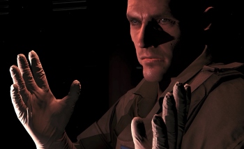 metal gear solid 5 вики персонажи. Medicface. metal gear solid 5 вики персонажи фото. metal gear solid 5 вики персонажи-Medicface. картинка metal gear solid 5 вики персонажи. картинка Medicface. Во время службы в MSF, Веном спас жизнь Биг Боссу, закрыв его собой во время уничтожения вертолета, из-за чего он лишился левой руки и ослеп на правый глаз. Несмотря на свою жертву, Биг Босс все-таки впал в естественную кому, а Венома позднее ввели в искуственную, после чего подвергли его гипнотерапии и пластической хирургии — в результате получили двойника настоящего Биг Босса, которого решили использовать как приманку для XOF, напавших на них тогда.