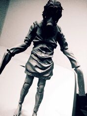 Play-Arts-Kai-MGS-Kid-Mantis
