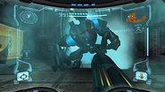 Samus fights an Elite in the New Play Control! version of Metroid Prime.