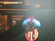 Metroide de Phazon agarrando a Samus.