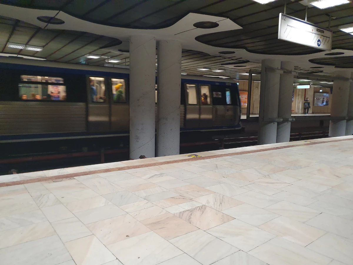 Piata Victoriei Metroul Bucurestean Wiki Fandom