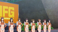 ?, Mami, Kyoko, ?, Marie, Ren, Moe, ? lined up before the start (Turn04)