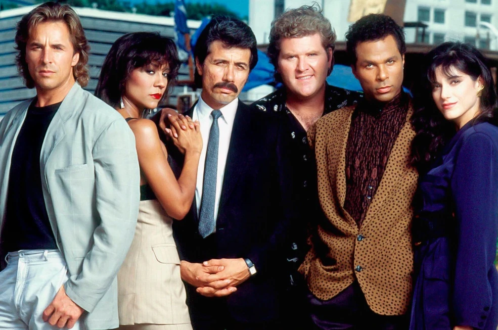 その他 Miami Vice: Season Five [DVD] Amazon.com: Miami Vice - Season 5 : Movies & TV