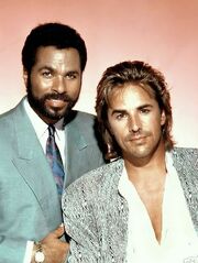 Tubbs displaying his season 4 beard alongside Crockett