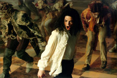 -Ghosts-michael-jackson-15999643-977-651