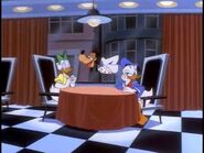 Goofy is ducks' waiter