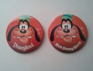 Dl wdw goofy buttons