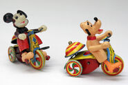 Mickey Mouse Pluto Tin Windup Linemar Antique Toy Tricycle Bell9