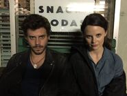 BTS 1X02 François Arnaud and Sarah Ramos