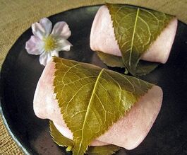 Sakura mochi (estilo Kanto)