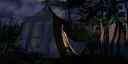 Duke Alarice1.png (232 KB) Finneas and Sandro discuss their strategies in their tent