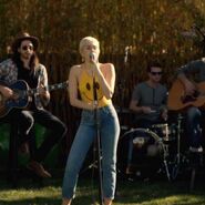 Wpid-Miley-Cyrus-performing-a-cover-of-Didos-No-Freedom-as-part-of-her-Happy-Hippie-Backyard-Sessions