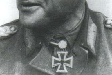 Heinrich von Vietinghoff | Military Wiki | Fandom Heinrich von Vietinghoff | Military Wiki | Fandom
