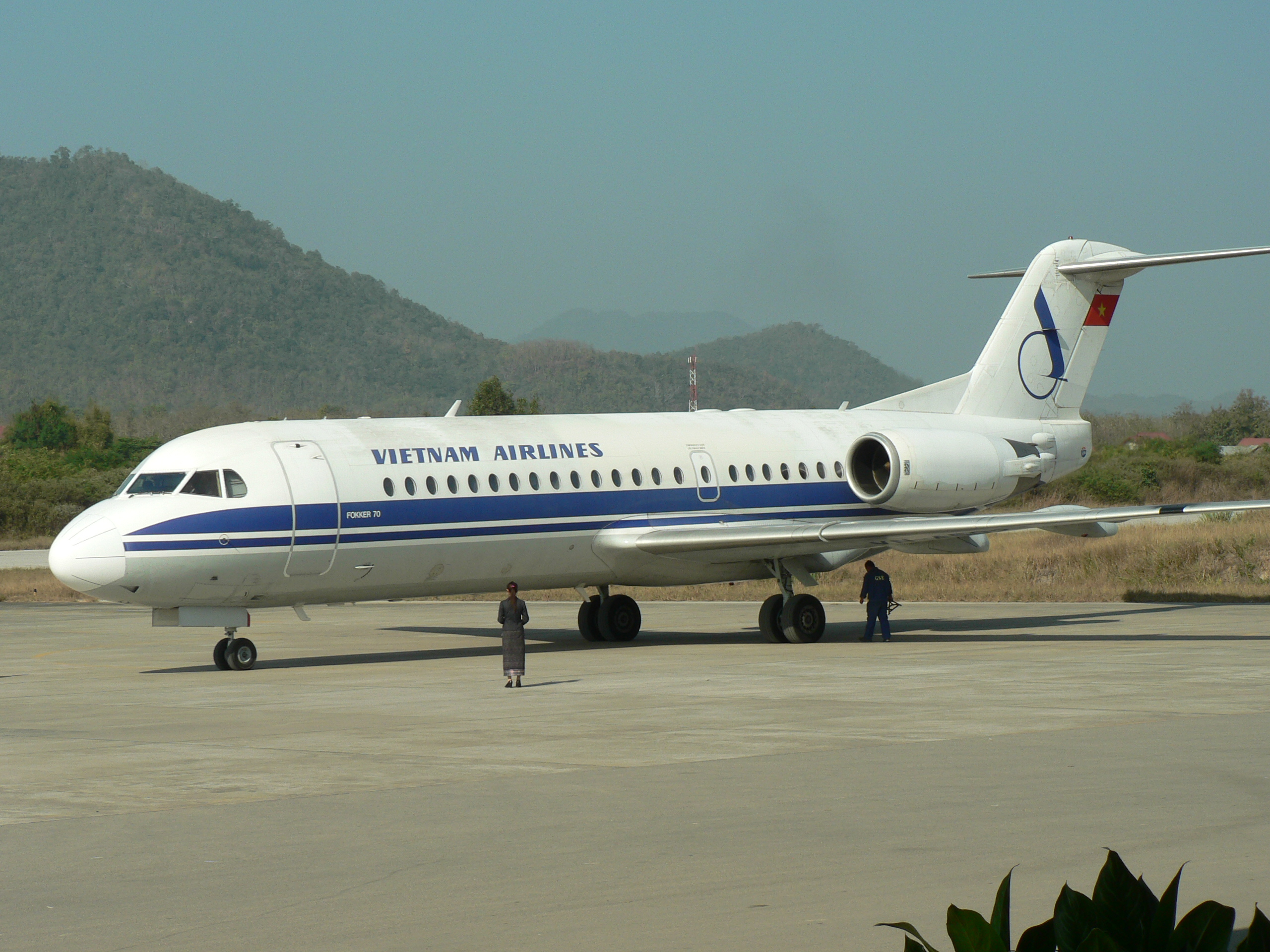 Fokker 70 | Military Wiki | Fandom