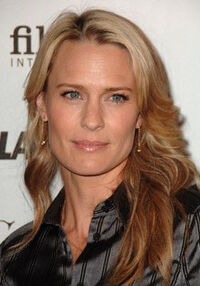 RobinWright