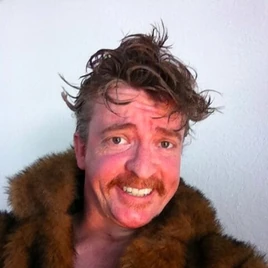 Rhys darby
