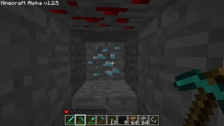 Timanttimalmia luolassa Alphan aikaan.