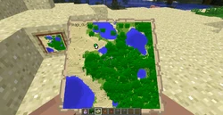 Une carte dans un cadre.