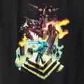 Arte oficial da camiseta "Enderdragon" com Steve lutando contra o dragão ender. Feito por JINX.