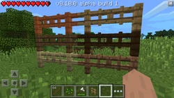 First screenshot of new types of fences in Pocket Edition