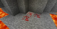 Redstone-erts die dichtbij een lavameer zijn gevonden
