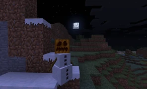 Снежный голем на фоне луны