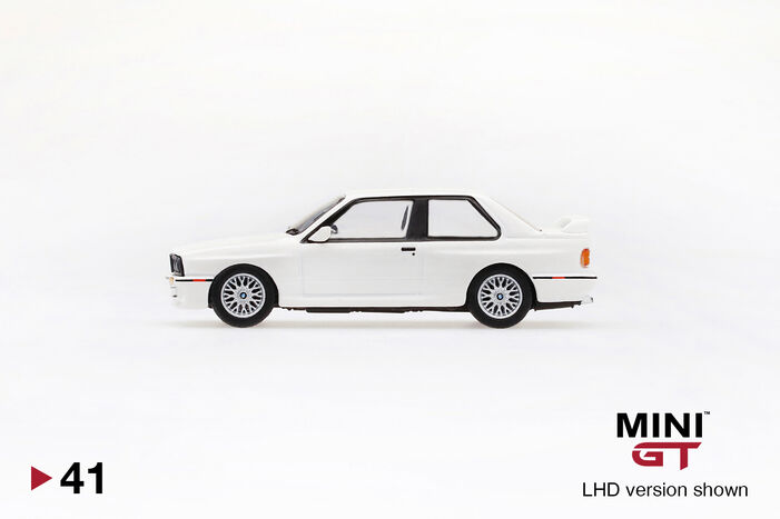 Diecast BMW M8 Coupe Alpine White with Black Top 1/64