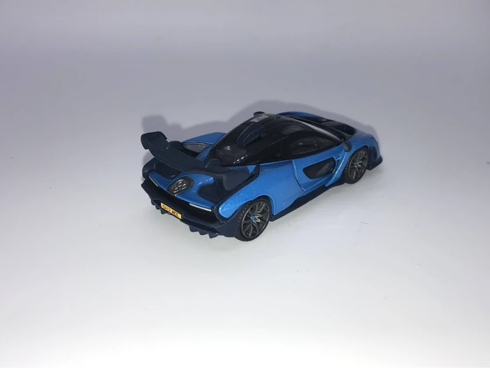 McLaren Senna Cerulean Blue Shmee150 Collection | MINI GT Wiki