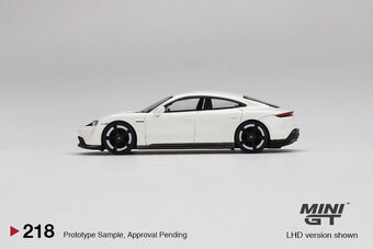 MINI GT Porsche Taycan Turbo S 2台セット. Mini GT 1:64 Tarmac Works SHMEE 150 Porsche Taycan Turbo S