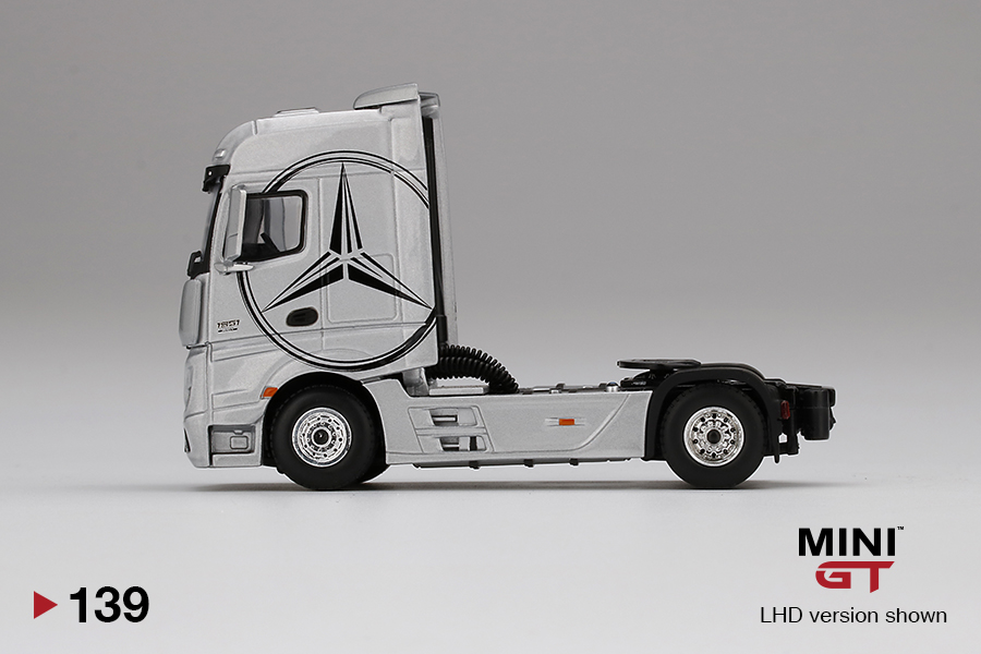 Mercedes-Benz Actros Black w/ Black Mercedes Logo | MINI GT