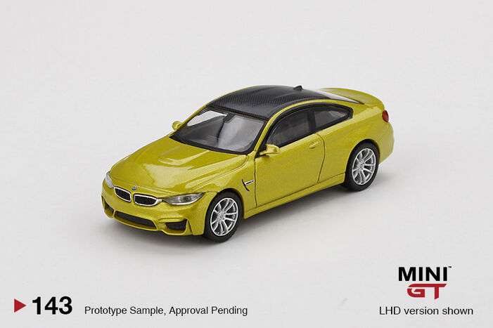 1/43 BMW M4 Coupe イエローメタリック Minichamps 1:43 BMW M4 Competition Coupe 1 of 720 – BMW CCA