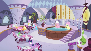 Main ponies in spa S02E23