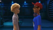 Nino si scusa con Adrien per aver ferito i suoi sentimenti.