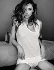 Miranda-kerr-by-mario-testino-for-gq-uk-many-2014-13