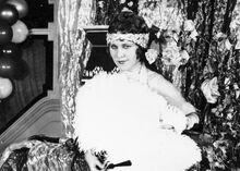 Black-and-white-photo-of-1920s-actress-louise-data.jpg