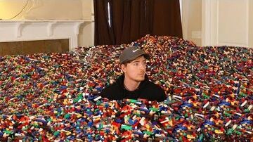 Mrbeast lego house store