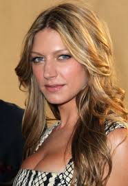 JesMacallan-35