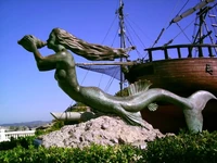 Sirenuca.jpg (119 kB)