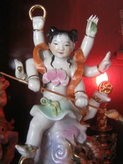 Imagen de Nezha de un altar privado.