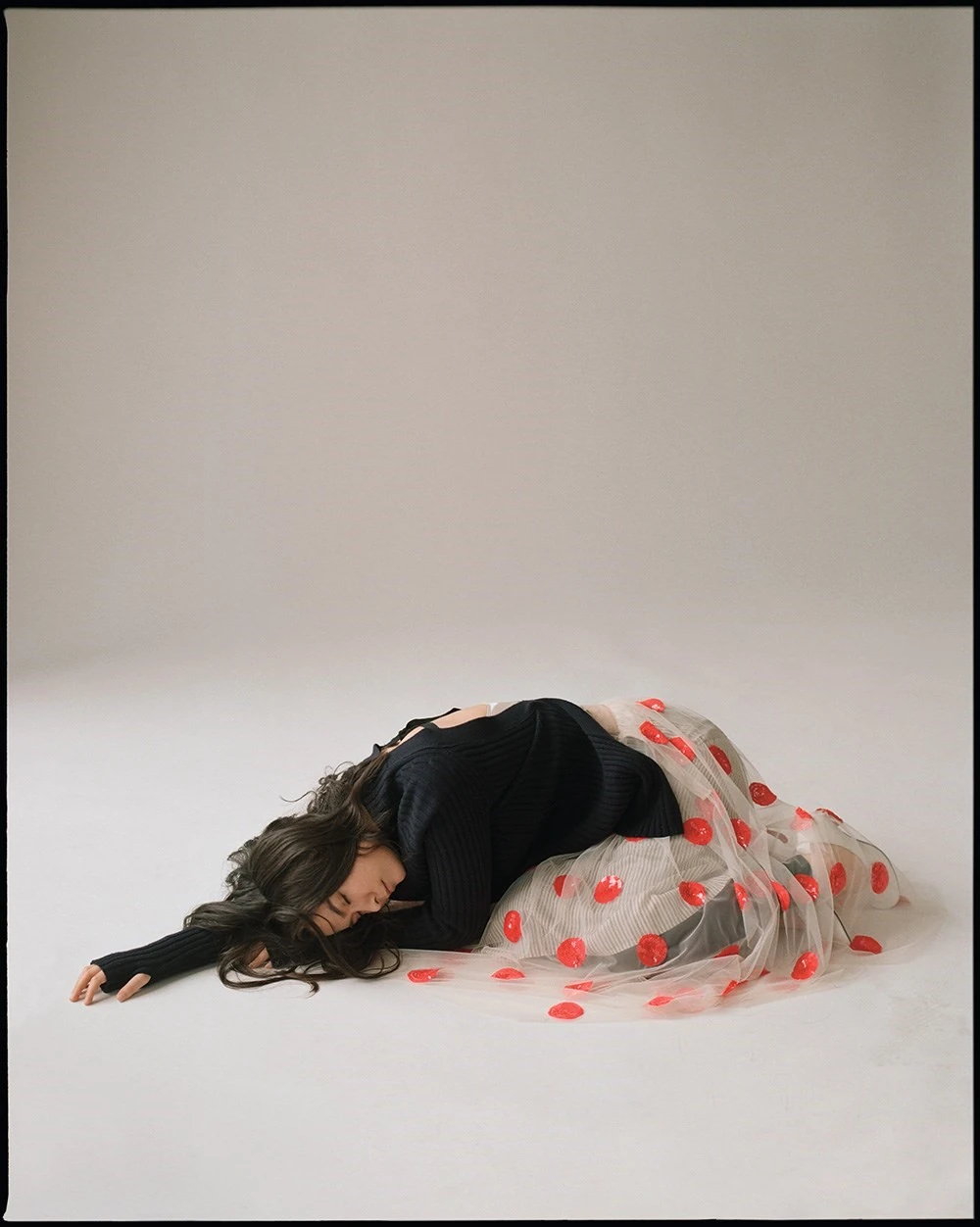 митски исполнительница. Mitski plubertti. вэнь нин гиф. митски альбом. Mitski mine all mine текст.