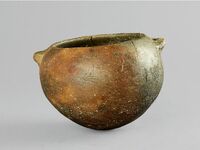 Topf mit Randösen (Spanien, 2200-1500 v. Chr.)