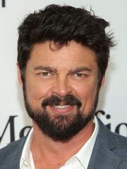 Karl Urban