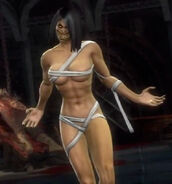 Mileena tries to attack Kitana