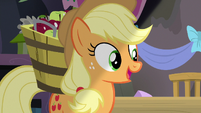 Applejack "sliced apples" S7E23