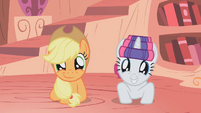 Overjoyed Applejack and Rarity S01E08