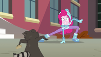 Pinkie Pie appears in front of raccoon EGHU